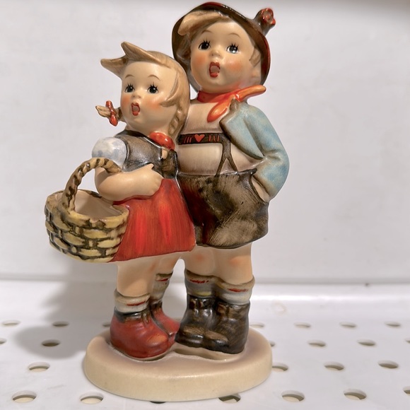 💙TM3 ‘Surprise’ Hummel Goebel #94/1 - Picture 2 of 7